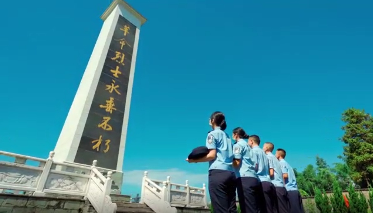 致敬!缉毒英雄的妹妹也是缉毒英雄 致敬!缉毒英雄的妹妹也是缉毒英雄