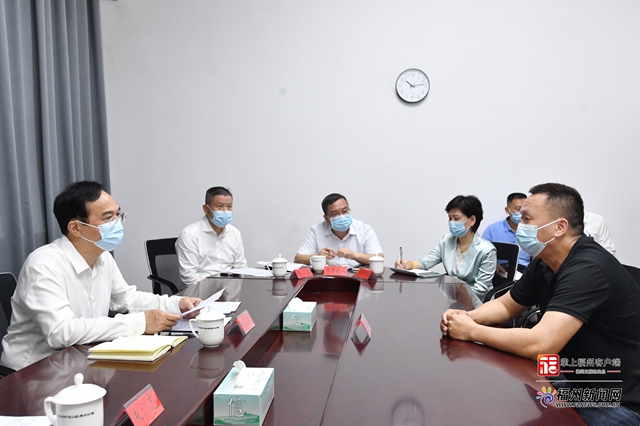 林宝金在仓山区接待群众来访