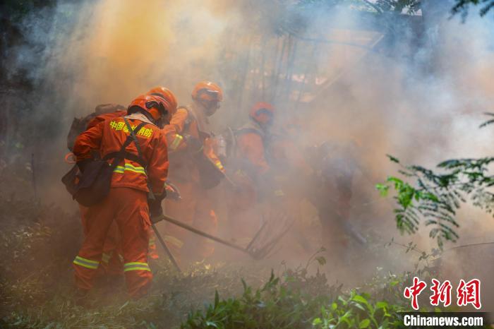 福建森林消防开展景区疏散演练