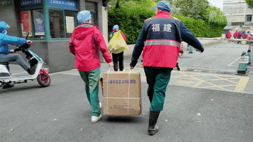 守“沪”，守护！福建援沪医疗队的日常