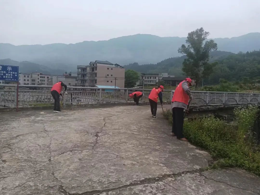 全面动员!闽清持续开展“护河爱水、清洁家园”行动! 全面动员!闽清持续开展“护河爱水、清洁家园”行动!