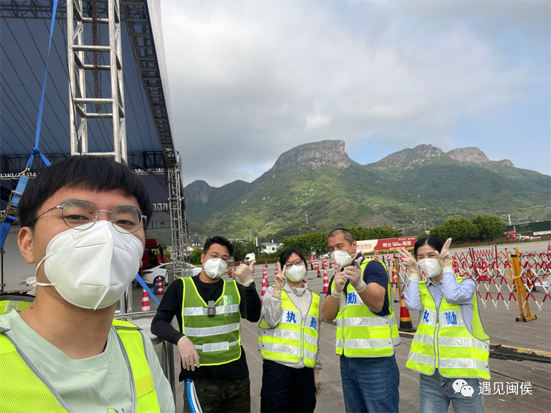 闽侯这个青年不仅眼里有光，还是“光”的收集者