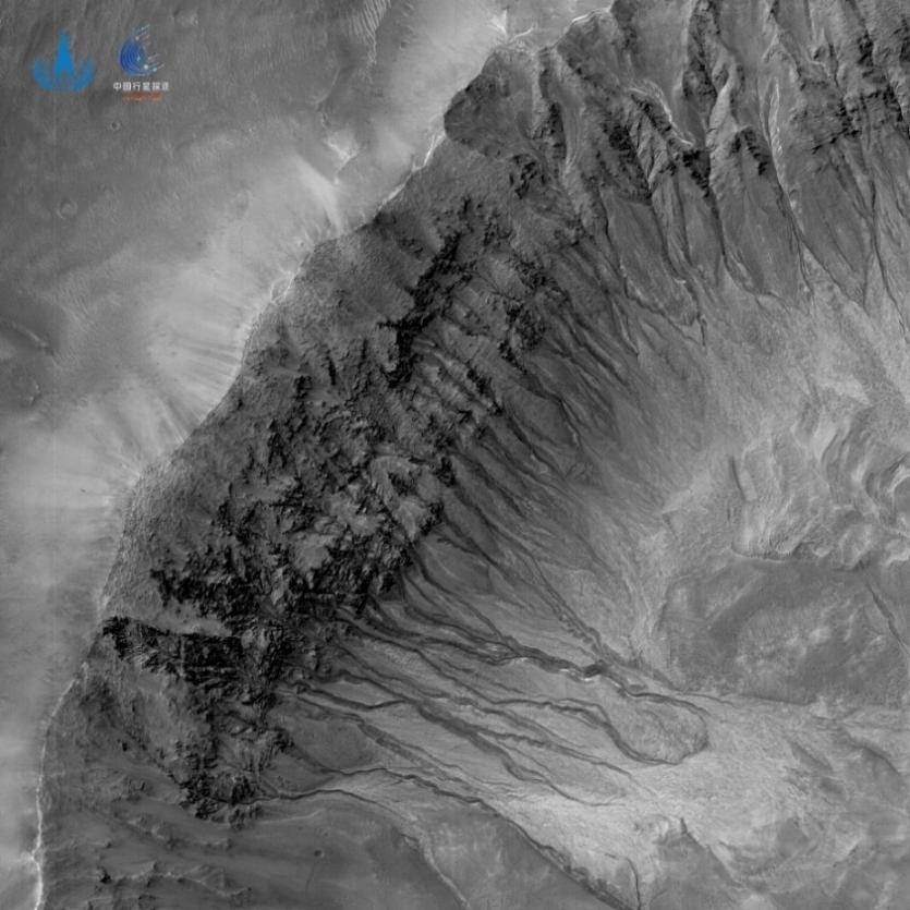 “祝融号”火星车准备越冬，环绕器持续开展环绕探测