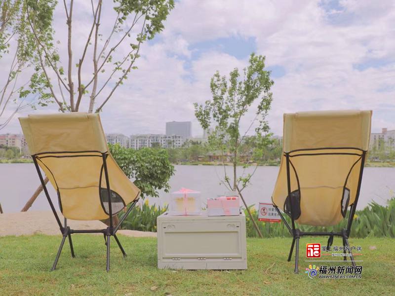 追新看点｜放假了！微信群又在讨论去哪儿“露营”了