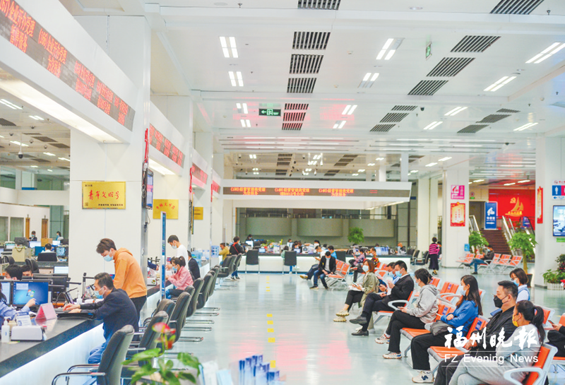 晚报新读｜“秒批”新速度 尽享“云端福”