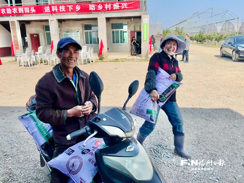 福建省供销系统开展2023年春耕农资科技下乡活动