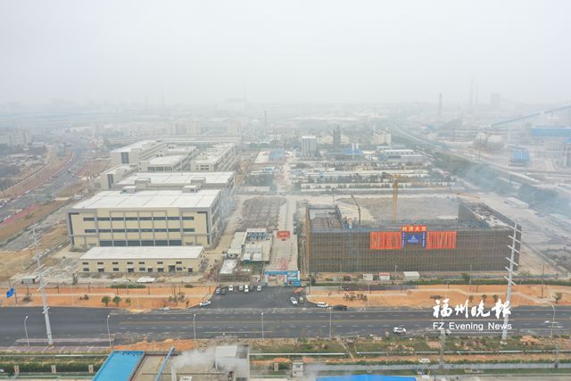 江阴港新能源纳米材料项目封顶 预计今年六七月投产