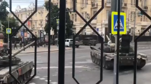 持续更新｜乌克兰军方：多个方向发起反攻