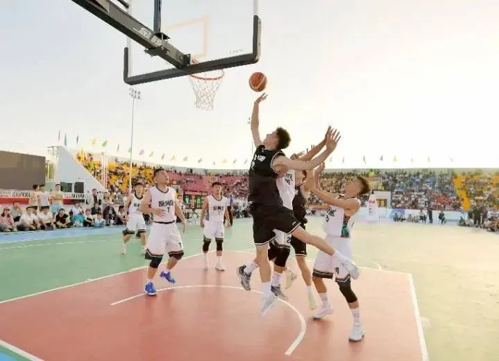 宁夏固原:超燃“村BA”赛出乡村振兴精气神 宁夏固原:超燃“村BA”赛出乡村振兴精气神