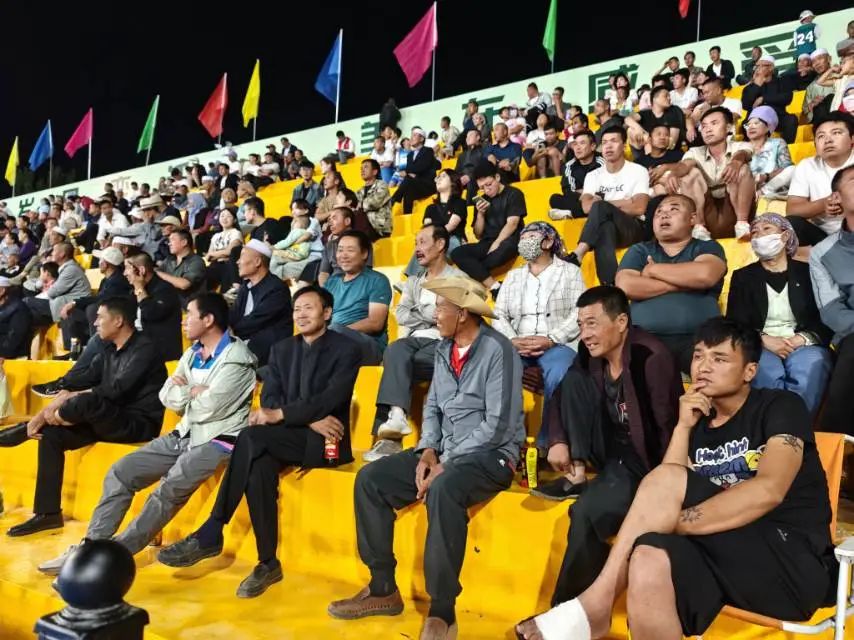 宁夏固原:超燃“村BA”赛出乡村振兴精气神 宁夏固原:超燃“村BA”赛出乡村振兴精气神