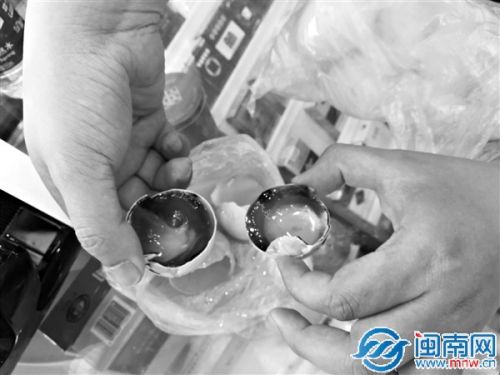 泉州市民买到“问题鸭蛋”　食药监部门介入调查