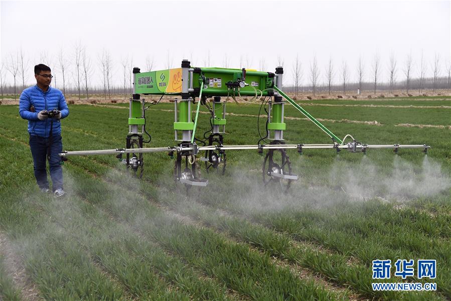 科技新设备助力春季农业生产