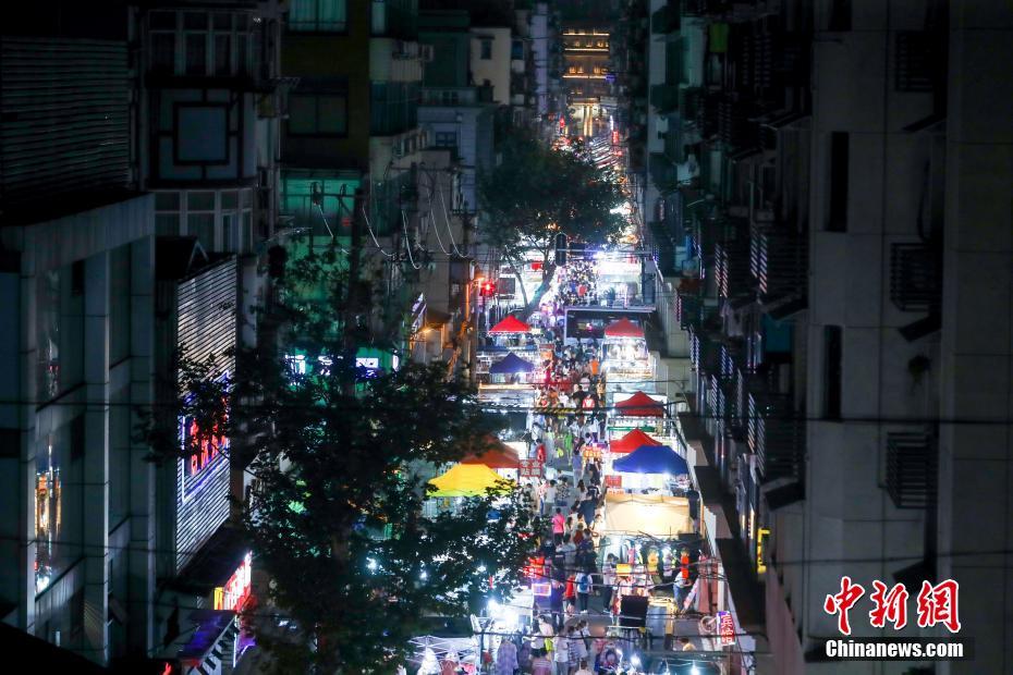 武汉夜市人气渐旺