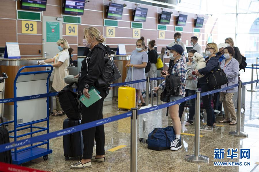 俄罗斯恢复部分国际航班