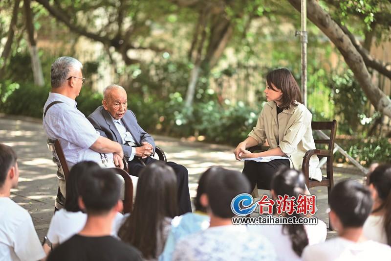 董卿来了！《朗读者》与厦门再续前缘