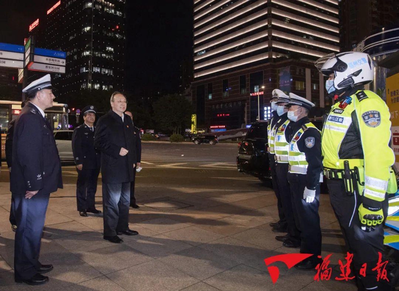 元旦前夜，省委书记尹力看望慰问坚守岗位的公安民警