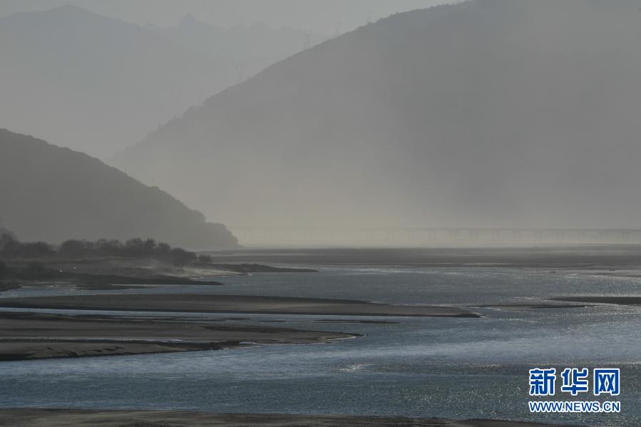 西藏雅尼国家湿地公园冬景宜人