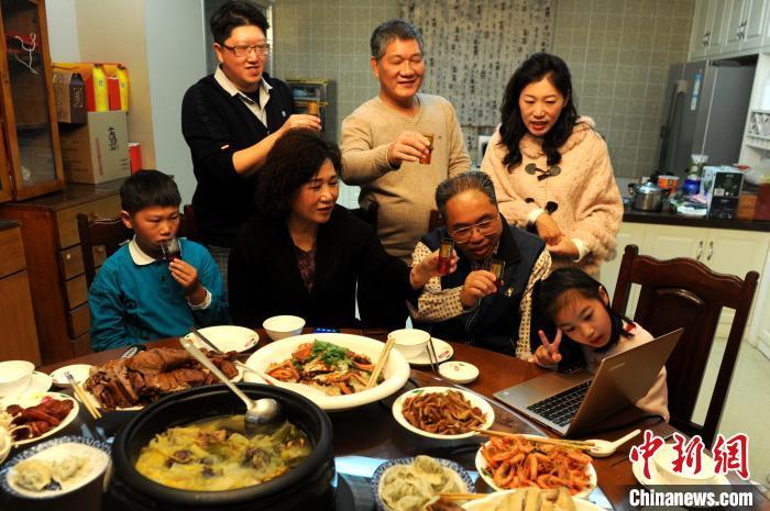 台商家庭在闽过年：线上围炉 别样暖心