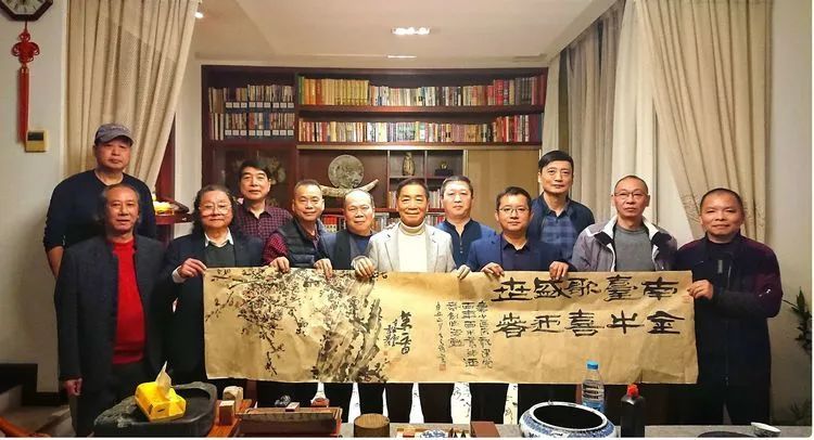 仓山区举办庆祝建党百年华诞书画长卷迎春创作活动