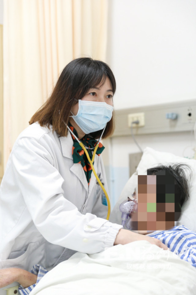 第六批全国岗位学雷锋标兵胡颖：宁肯一人担 也护万人康