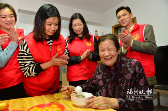 台江区首个为老志愿服务驿站启用 