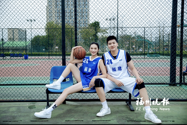 李航、黄银婷：篮坛又添“神雕侠侣”