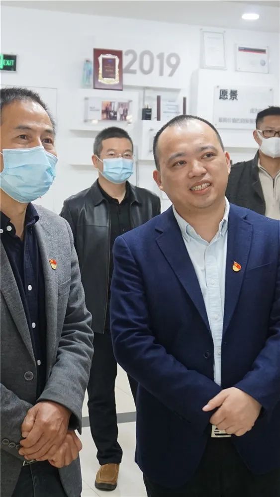 支书叶小明：探索非公党建新路径的先锋