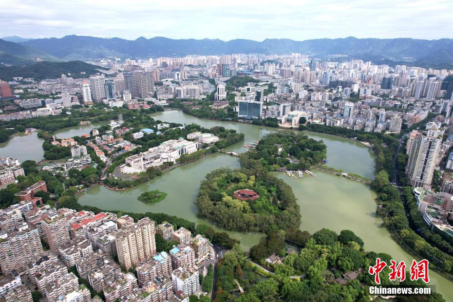 航拍福州西湖公园