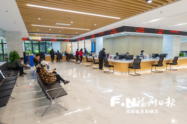 ​留住人留下心 让企业“链”上这座城 