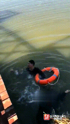 发现身影不对劲！福州六旬老兵纵身跃入湖中……