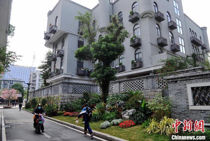 福州：老街区再现“花漾年华”