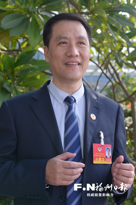 市政协十四届一次会议大会发言摘登：共谋发展良策 加快建设现代化国际城市