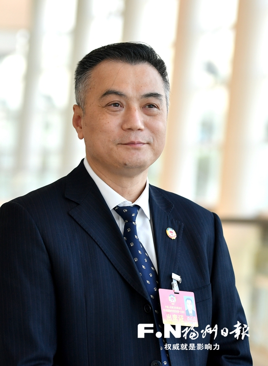 市政协十四届一次会议大会发言摘登：共谋发展良策 加快建设现代化国际城市