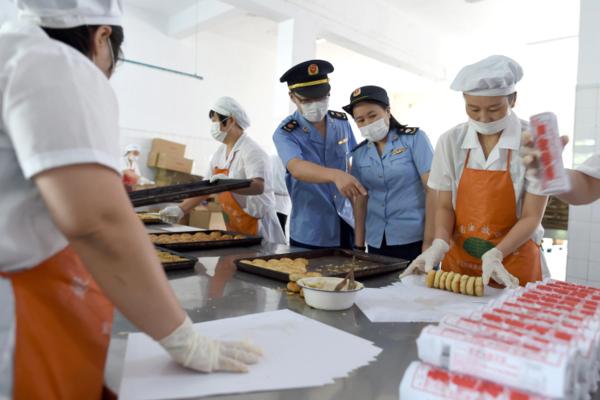 为莘莘学子“保驾护航”，这份食品安全提示请收好~