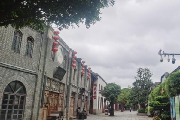 警报！台风“杜苏芮”最强风雨开启！预计登陆惠安到厦门一带沿海！