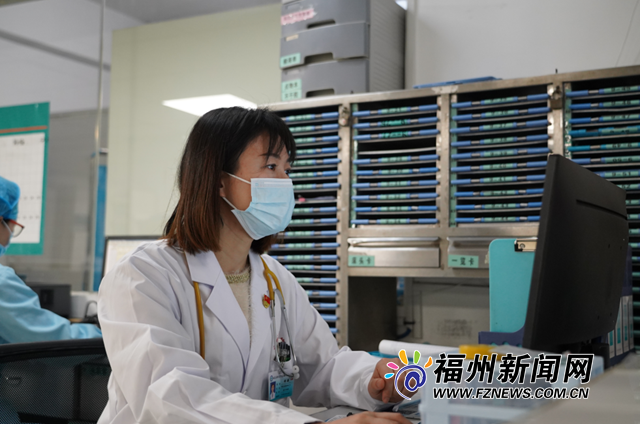 专访福州市第一医院医生胡颖：抗疫路上巾帼标兵