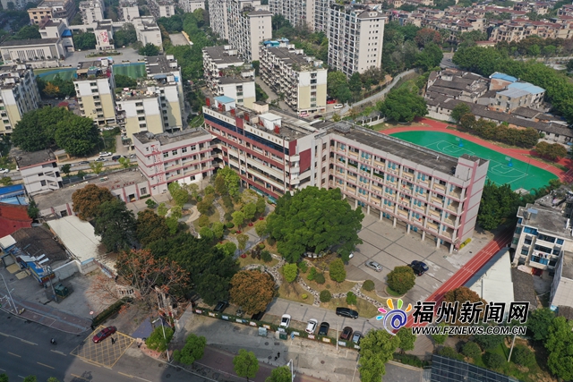 福州市象峰中心小学加挂“福建省福州实验小学协作校”