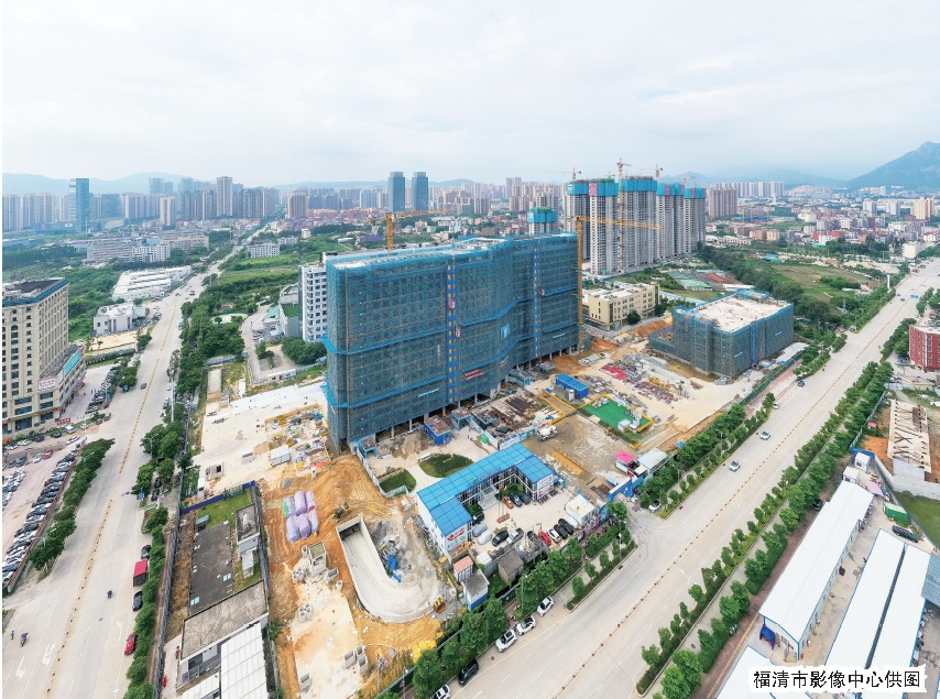 福清市医院新院二期项目主体大楼封顶