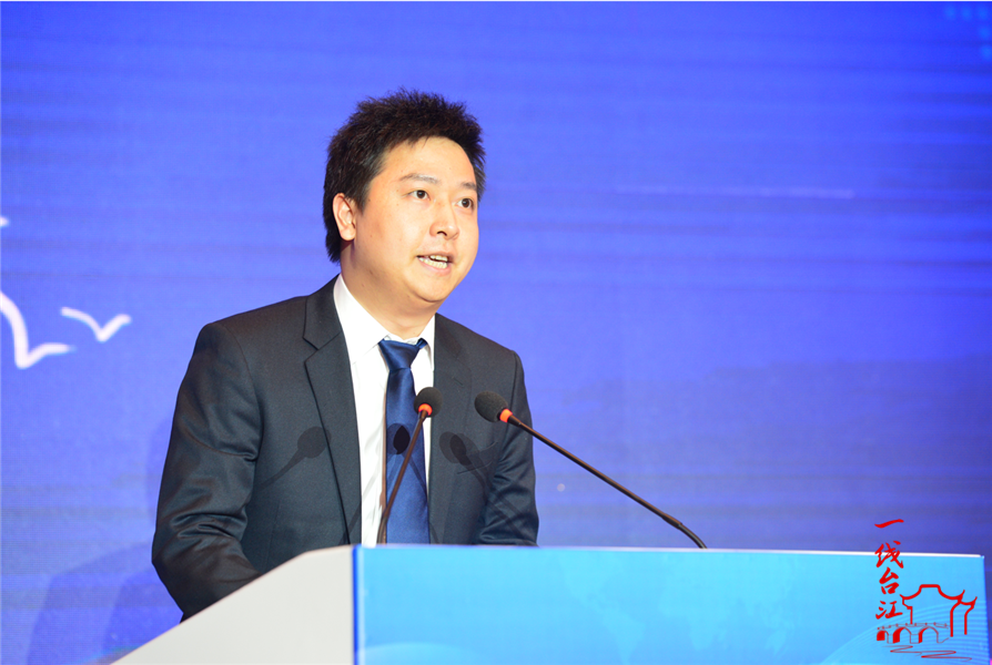 企业家大会上，他们这么说……