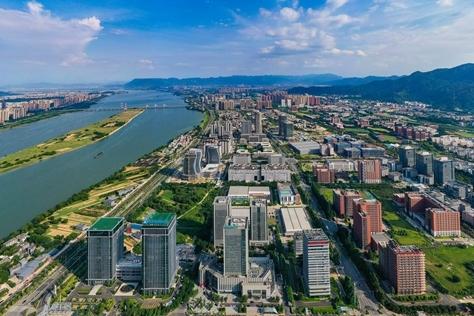 “畅享好年华”走访式社会实践 今年暑假可定制专属课题