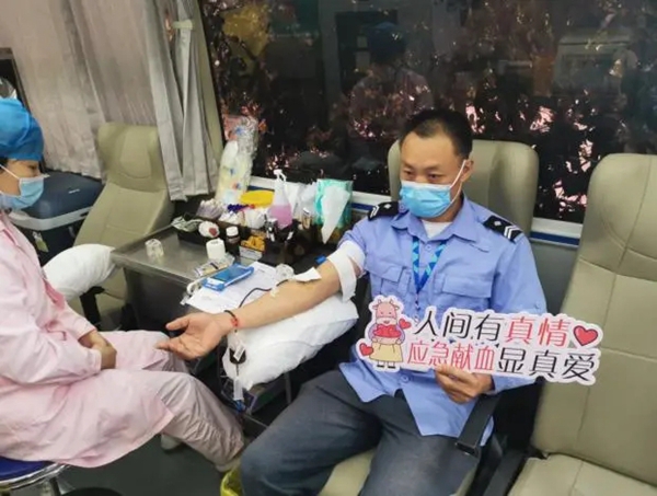 滨海新城广大干部和园区企业职工积极参与无偿献血
