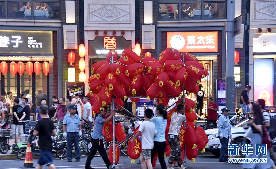 大街小巷里的“夜经济”