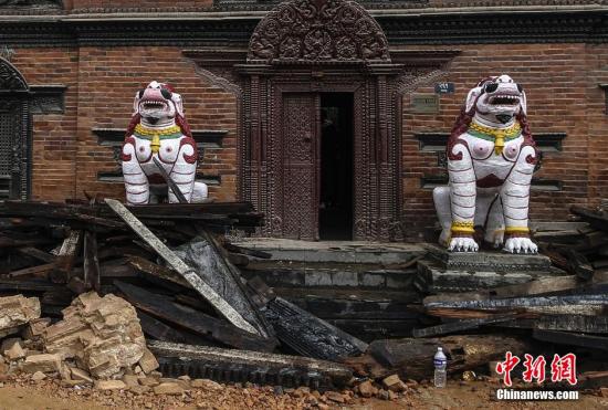 地震海啸变大自然搬运工:珠峰被削 地轴偏移(图) 地震海啸变大自然搬运工:珠峰被削 地轴偏移(图)