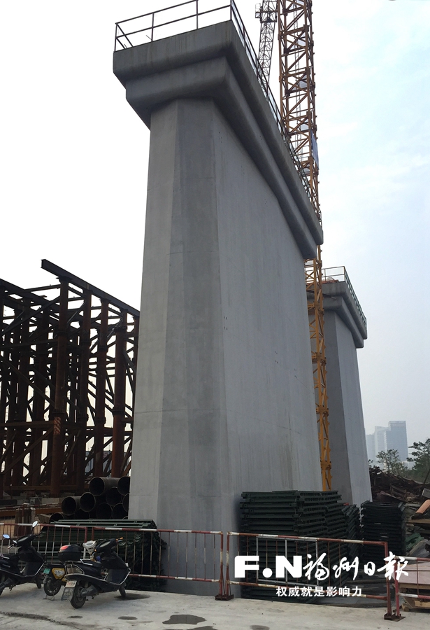 马尾大桥跨江段主桥进入桥墩施工　年底全面完成