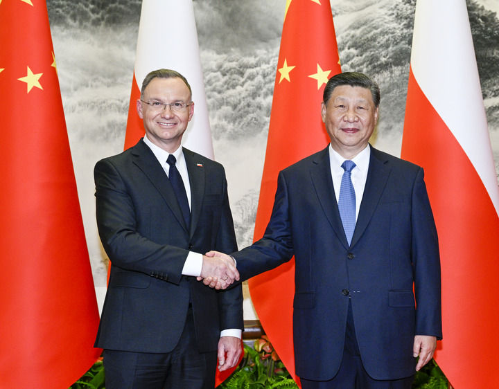 习近平同波兰总统杜达会谈