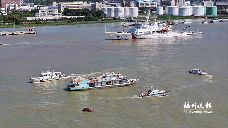 福州：水上水下空中 演练协同搜救